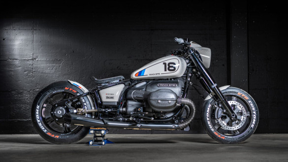 R 18 VTR Custom
