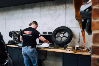 Spolupráca MD-Bavaria Žilina Motorrad a TITAX: CUSTOM kované kolesá na mieru
